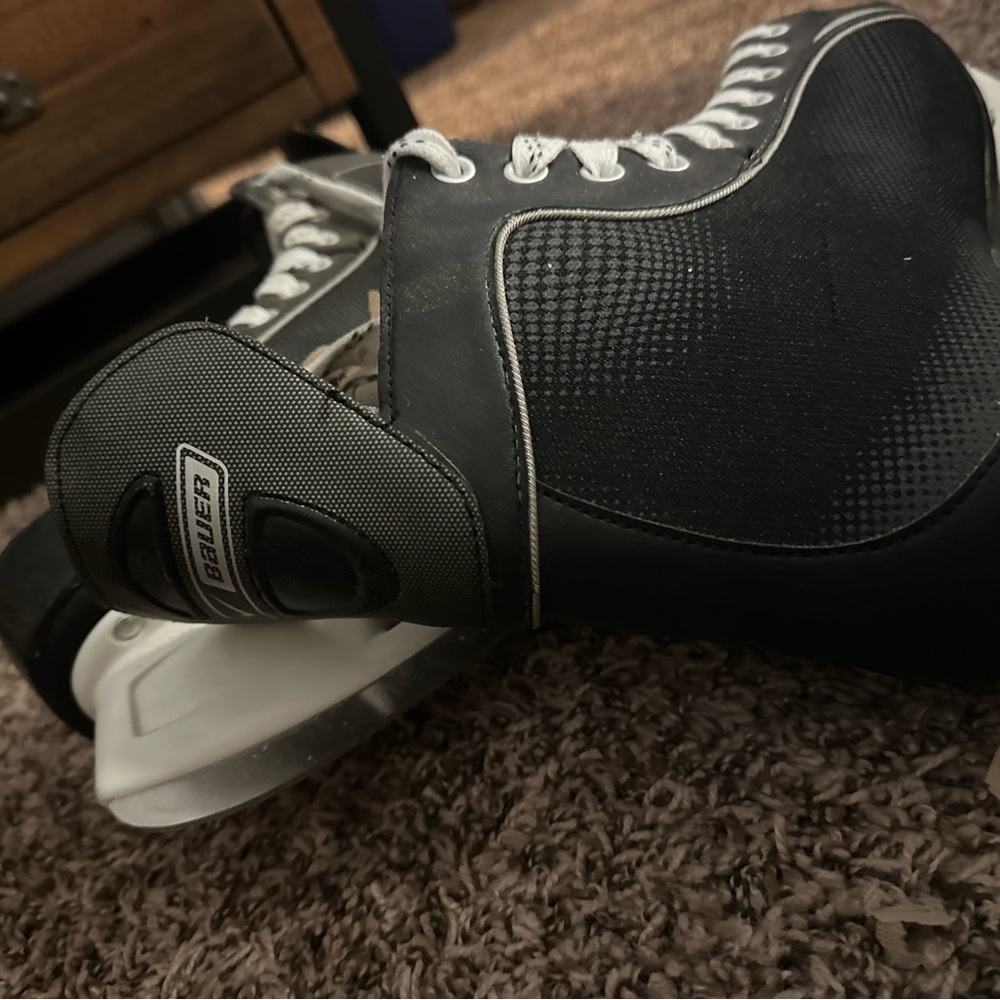 Nike skates